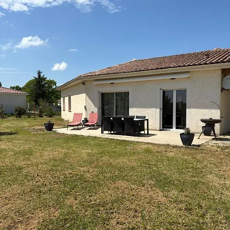 La Bressolaise Idéal Familles, Piscine, Calme Bressols
